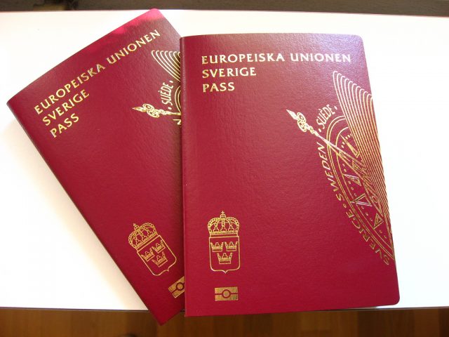 Паспорт Швеции.