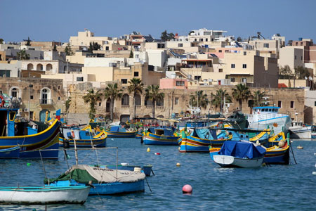 Мальта, портовый городок