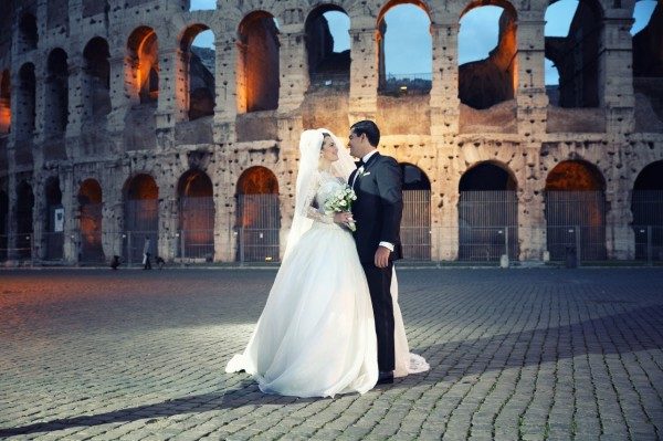 Если один супруг живет в Италии, второй может получить гражданство уже через два года после свадьбы